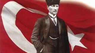 Присъда за турски учен заради „оскърбление" на Ататюрк