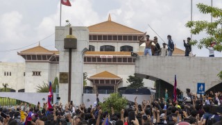 Скърбящи семейства на загинали протестиращи се събраха в столицата Катманду