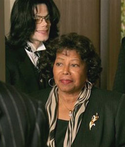 Върнаха настойническите права на майката на Майкъл Джексън