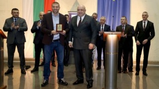 На церемония състояла се днес в Министерството на вътрешните работи