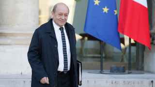 Външният министър на Франция Жан Ив льо Дриан разкритикува Иран обвинявайки