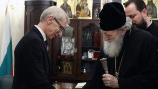 Патриарх Неофит благослови академик Денков