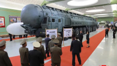 Ким Чен Ун показа междуконтиненталната балистична ракета "Хвасон-20", способна да удари САЩ