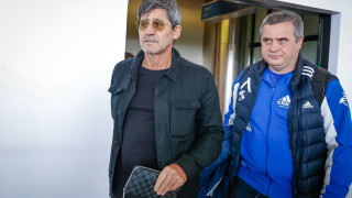 Треньорът на Левски Николай Костов говори преди медиите на Летище
