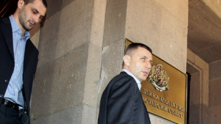 Радо Стойчев свиква пресконференция, Данчо Лазаров не иска да подава оставка