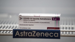 Германия, Италия и Франция спират ваксинирането с AstraZeneca