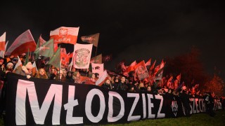 Десетки хиляди националисти участваха в марш в Полша в събота