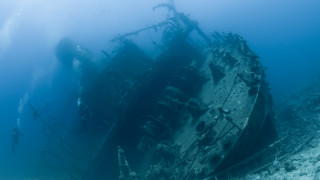 Руският риболовен кораб Онега потъна в Баренцово море съобщиха ТАСС