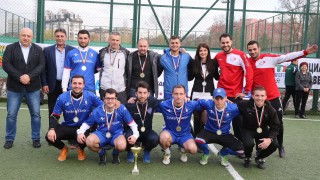 Министърът на младежта и спорта Красен Кралев връчи купата на