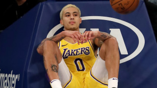 Измина малко повече от седмица от новината че Ванеса Хъджинс се