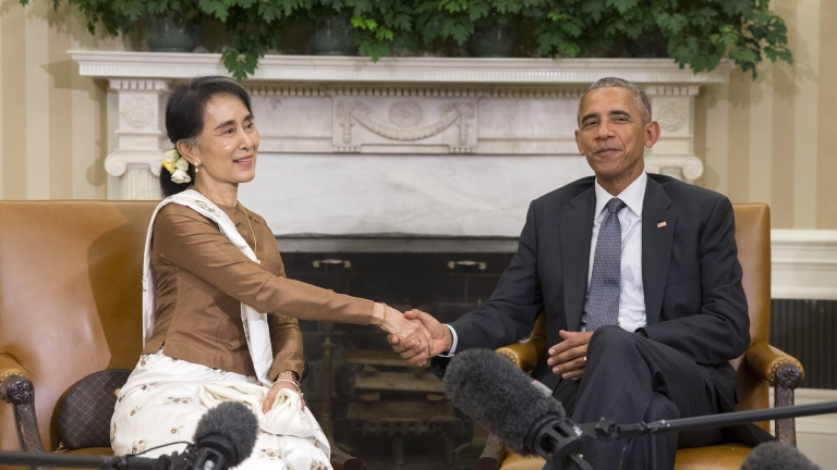 САЩ вдигат санкциите срещу Мианмар 