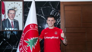 Бившият национал на България Страхил Попов е отказал да премине