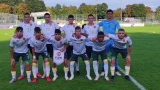 Юношеският национален отбор на България до 17 години отстъпи с