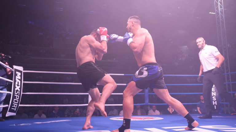 Фрнческо Джая сломи Янис Стофоридис в категория над 95 килограма