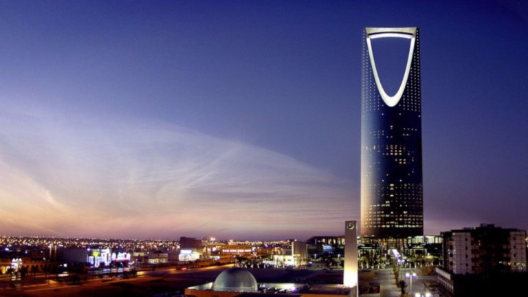 Саудитска Арабия ще си осигури над $90 милиарда повече приходи след реформата