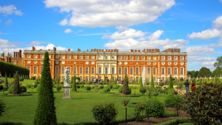 Официалната коронация на Чарлс III може да не се състои