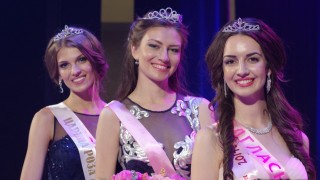 И Казанлък си има нова Царица роза (СНИМКИ И ВИДЕО)