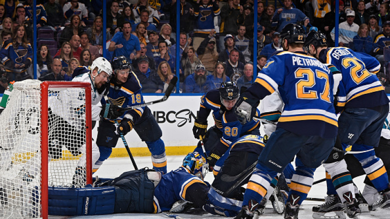 &bdquo;Сините" от Сейнт Луис поведоха на &bdquo;Акулите"