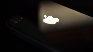 Apple е на крачка да стане първата компания със стойност над $2 трлн.