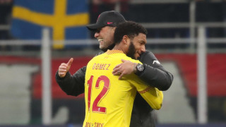 Джо Гомес получи поредната си контузия по време на двубоя