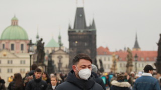 Чехия и Словакия забраниха на неваксинирани хора да посещават хотели