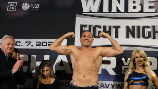 Най добрият български боксьор в тежка категория Кубрат Пулев води