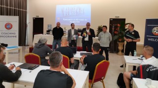 По инициатива на БФС Община Дряново и ФК Локомотив 1927