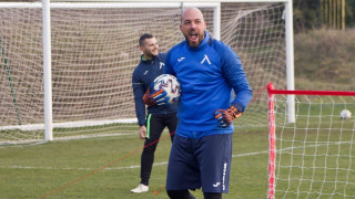 Микулич или Михайлов? Стоянович ще трябва да избира внимателно