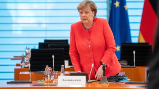 Меркел затръшна вратата пред Великобритания за пост-Брекзит компромис
