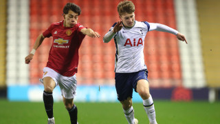 Ръководството на Манчестър Юнайтед планира да предложи нов договор на