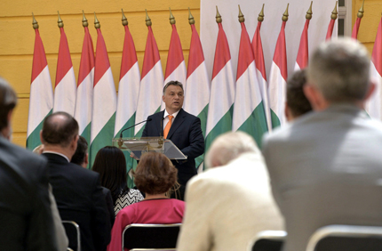Кога и кой народ е гласувал за приемането на милиони нелегални в Европа, пита Орбан