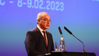 Служебният премиер Гълъб Донев увери че синдикалните организации ще бъдат