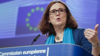 ЕС апелира САЩ да се спре и да не води търговска война със съюза