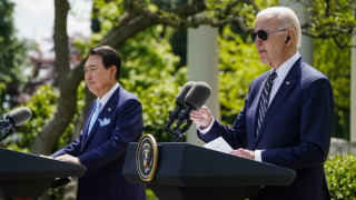 Президентът на САЩ Джо Байдън и южнокорейският му колега Юн