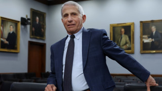 Д р Антъни Фаучи най добрият национален експерт по инфекциозни болести на