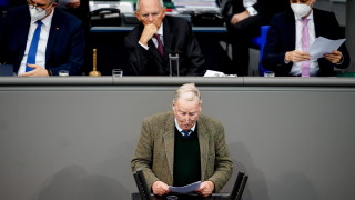 "Алтернатива за Германия" се извини за "нецивилизовано" поведение в Бундестага