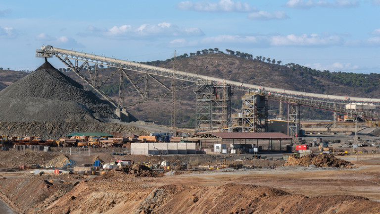 Снимка: Rio Tinto започва най-големия минен проект в света