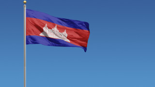 Пожар пламнал в камбоджанско хотелско казино на границата с Тайланд