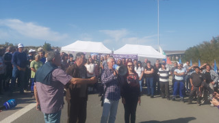 Търпението на протестиращите енергетици на АМ Струма е на изчерпване