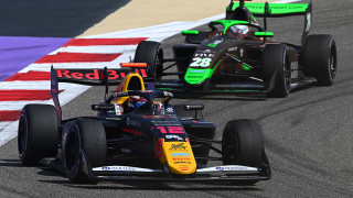 Никола Цолов ще стартира първи на "Сивърстоун"!