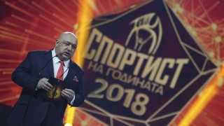 Министърът на младежта и спорта Красен Кралев получи безброй лични