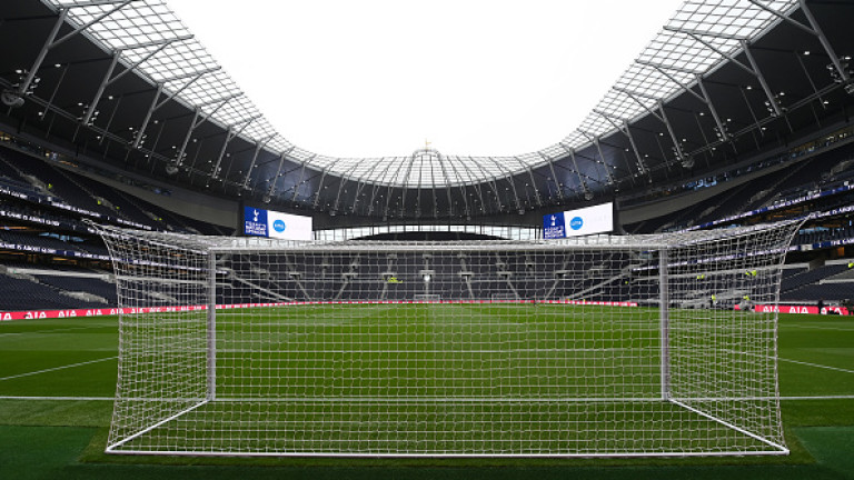 Глътка въздух за Тотнъм, УЕФА официално отложи мача с Рен