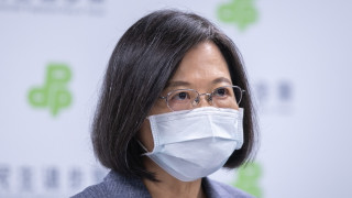 Президентът на Тайван Цай Инг вен подаде оставка като лидер на