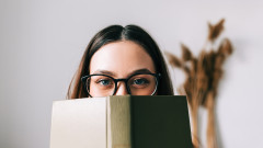 Колко по-различно е да четеш хартиена книга, вместо електронна