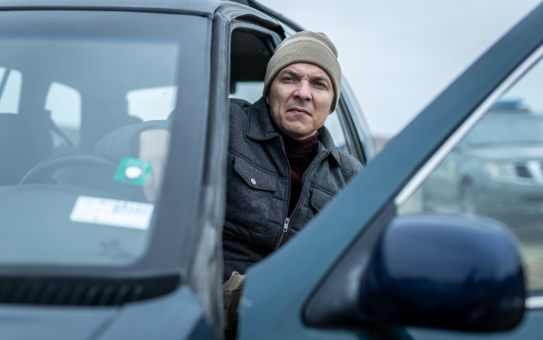 Йордан Ръсин като Камен