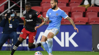 Найджъл Робърта дебютира в САЩ, Ди Си Юнайтед удари един от фаворитите