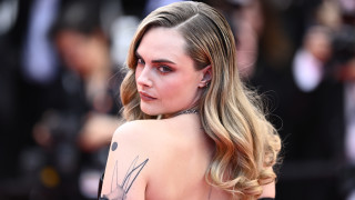 Кара Делевин за пореден път доказа че когато стъпи на