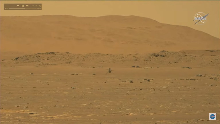 Американската космическа агенция НАСА успешно тества малък хеликоптер на Марс.