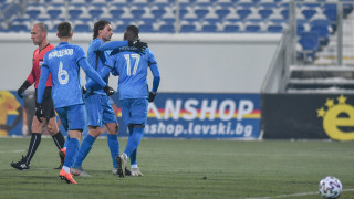 С Левски винаги се свиква! Над 10 години се търси ваксина за вируса, поразил синята футболна идея