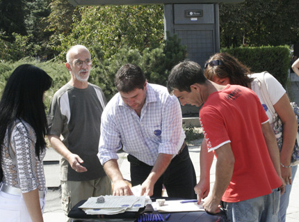 0,5 млн. подписа събраха срещу правителството